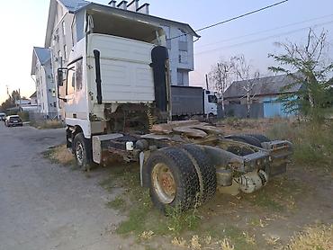mers bar: Тягач, Mercedes-Benz, 1998 г., Без прицепа — 3