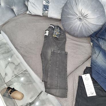 Kompleti: Paket odeće – različiti komadi za svakodnevno nošenje sve ovi sti je — 10