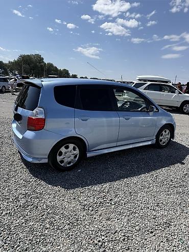 honda element: Honda Fit: 2002 г., 1.3 л, Автомат, Бензин, Хэтчбэк — 4