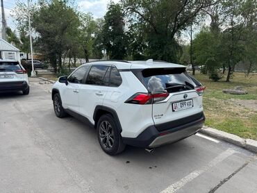 Toyota: Toyota RAV4: 2023 г., 2.5 л, Автомат, Гибрид, Кроссовер