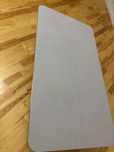 Masa və oturacaq dəstləri: Qonaq otağı üçün, İşlənmiş, Açılmayan, Dördbucaq masa, 6 stul — 7