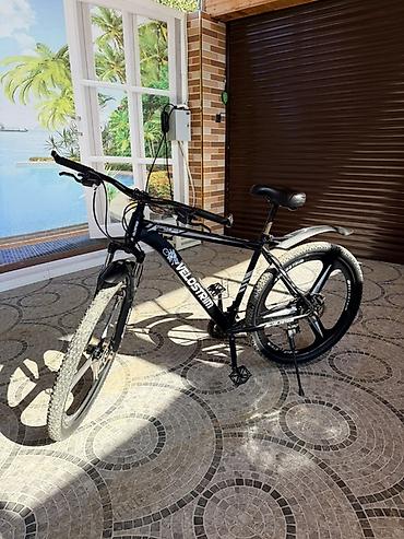 velosbet 24: Velostrim dağ velosipedi - Güclü alüminium ərintili çərçivə, düz (MTB — 5