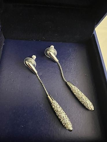 Zərgərlik əşyaları: Sırğa, Swarovski, Ünvandan götürmə — 3