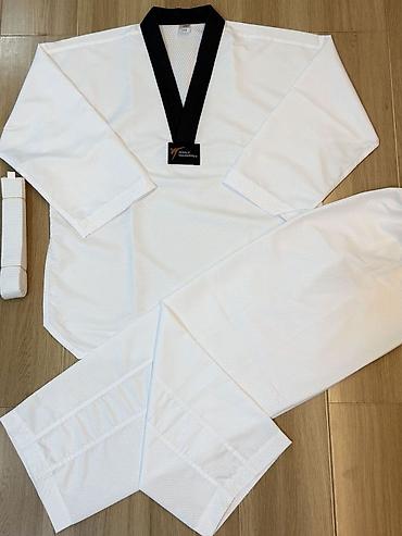 коленный: Кимоно для тхэквондо (добок) World Taekwondo Особенности: - — 4