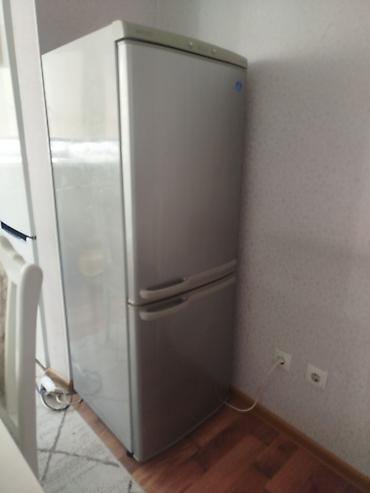 freezer: Холодильник Samsung, серебристый, двухкамерный с нижней морозильной — 2