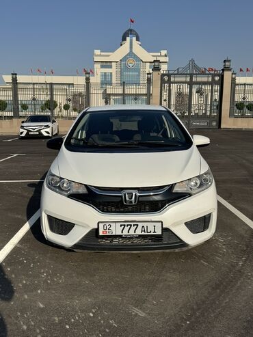 кыргызстан машина базар ош: Honda Fit: 2015 г., 1.5 л, Бензин, Хэтчбэк
