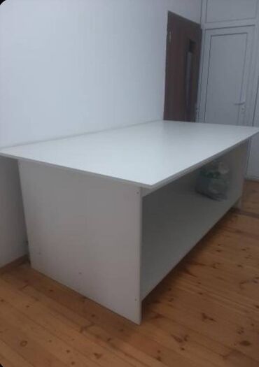 вешалка для брюк и рубашек напольная: Dərzi üçün biçim stolu, ölçü 2.20×1.20. Az istifadə olunub,demək olar