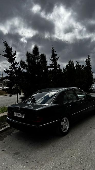 w210 oturacaqlar: Mercedes-Benz E-Class: 2.4 l | 1998 il Sedan — 2