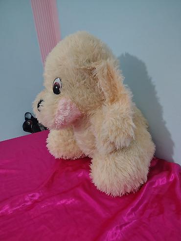 mini toy pudel: Böyük ölçülü plyuş it oyuncağı - Rəng: krem/bej - Material: yumşaq — 3