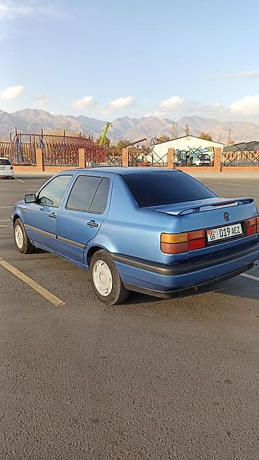 sprinter vip: Volkswagen Vento: 1993 г., 1.8 л, Механика, Бензин, Седан — 4