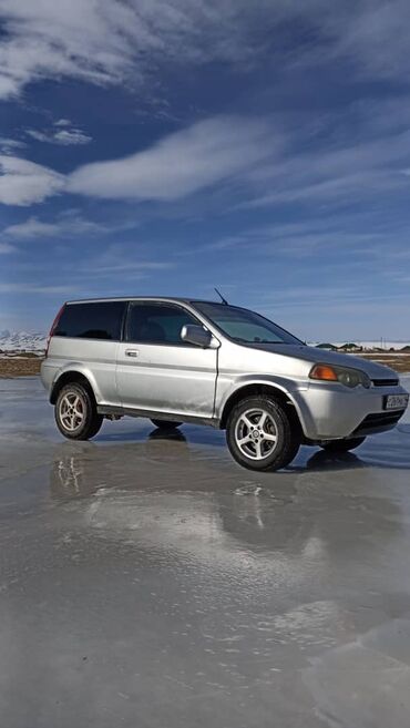 Honda: Honda HR-V: 1999 г., 1.6 л, Автомат, Бензин