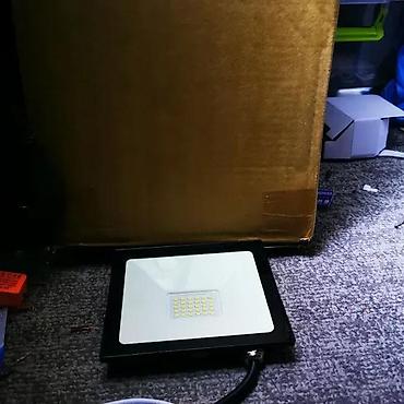 Rasveta: Led reflektor 30w IP65 220V 6500K. Led reflektor u aluminijumskom — 3