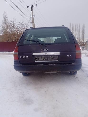 Ford: Ford Escort: 1995 г., 1.6 л, Механика, Бензин, Универсал — 10