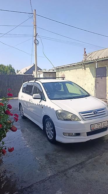 Транспорт: Toyota Ipsum: 2003 г., 2.4 л, Автомат, Бензин, Минивэн — 1