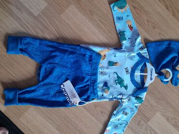 детский костюм на 6 месяцев: Комплект, Новый