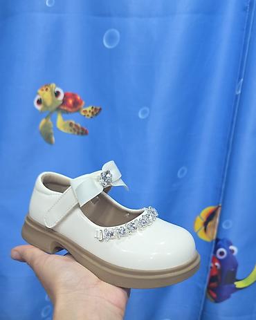 Нарядные детские туфли Мэри Джейн цвета айвори.размеры с 26 по 30р -