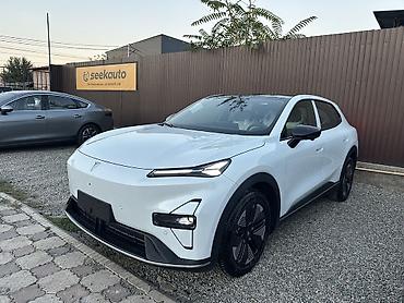 3 7v: Changan : 2026 г., Электромобиль — 1