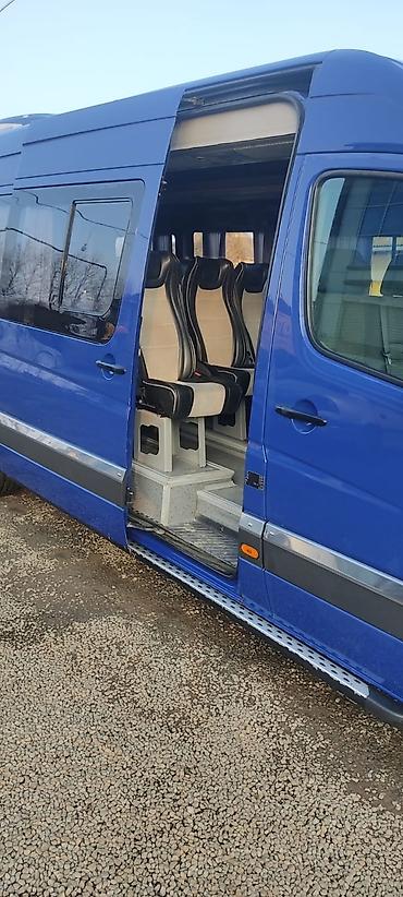 kuzu: Mercedes-Benz Sprinter: 2.7 l | 2010 il Mikroavtobus — 3