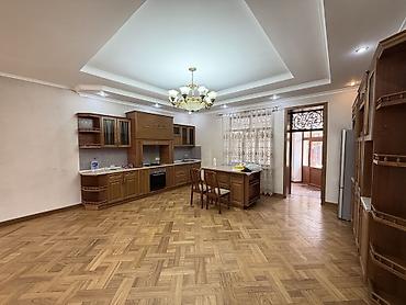 Долгосрочная аренда домов: 350 м², 6 комнат и более, Ак-Кеме — 20