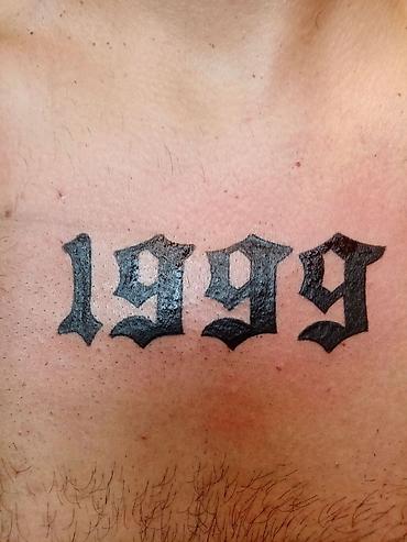 Lepota i zdravlje: Diplomirani slikar, crtač, konzervator Ali pre svega tattoo majstor — 14