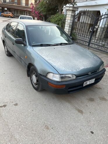 Toyota Corolla: 1.3 l. | 1994 έ. Λιμουζίνα