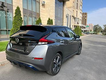 Nissan: Nissan Leaf: 2018 г., Автомат, Электромобиль, Хэтчбэк — 13