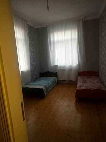 Uzunmüddətli kirayə evlər: 240 kv. m, 4 otaqlı, Kanalizasiya, Kombi, İnternet -da lalafo.az — 11 Uzunmüddətli kirayə evlər: 240 kv. m, 4 otaqlı, Kanalizasiya, Kombi, İnternet — 11