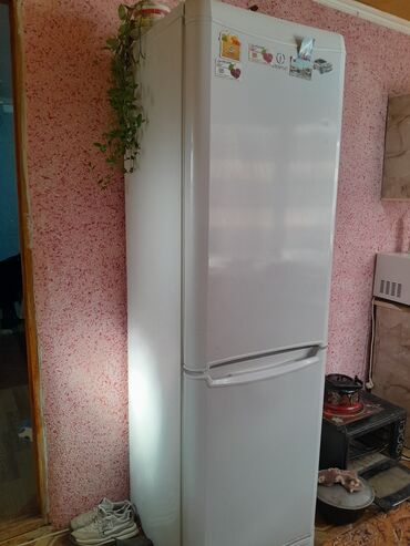Холодильники: Холодильник Indesit, Б/у, Side-By-Side (двухдверный), Total no frost, 60 * 170 * 50