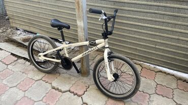 Велосипеды: Продаю BMX от фирмы Chevrolet
Цена 12000
