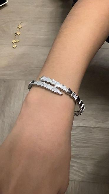 Наборы украшений: Набор украшений: браслеты и подвески. цена 350 за цепочки И — 3