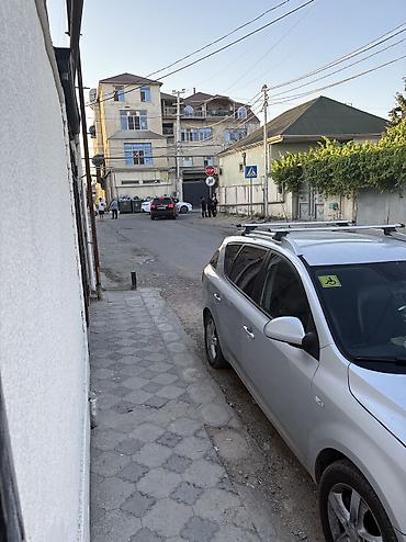Uzunmüddətli kirayə evlər: Zabrat 2 71 Nömreli mektebin yani Marşurut xetdi evin qarşisi Yol — 10