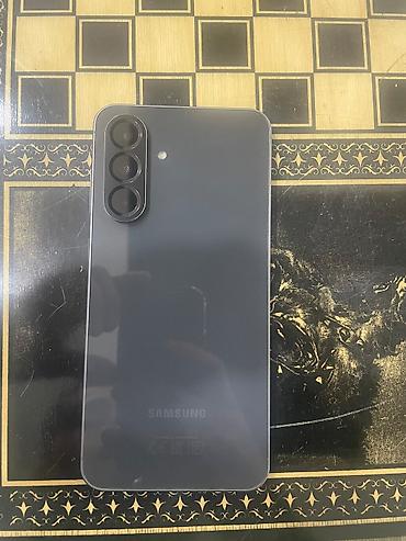 a34 ekran: Samsung Galaxy A34 5G, цвет - Серый, Отпечаток пальца — 1
