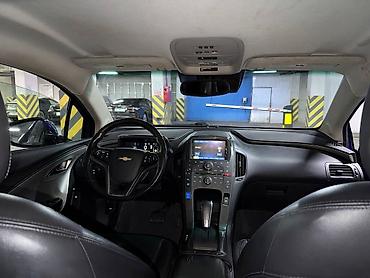 mini ev: Chevrolet Volt: 2012 г., 1.4 л, Вариатор, Гибрид, Лифтбек — 8