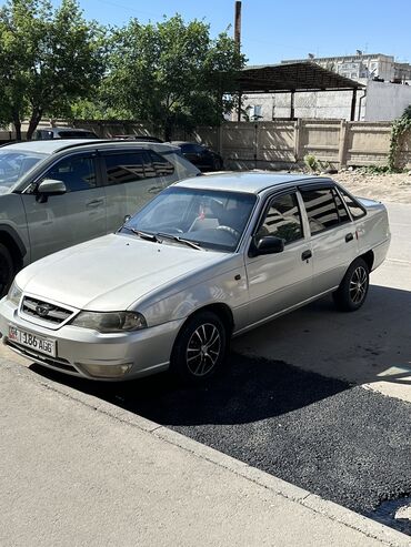 Daewoo: Daewoo Nexia: 2009 г., 1.5 л, Механика, Бензин, Седан