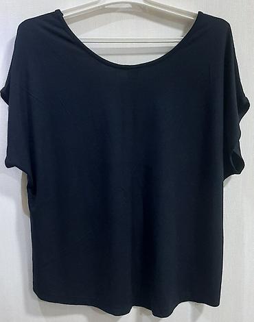gece koyneyi: Qısaqol qadın köynəyi – qara rəng Brend: DW Shop Ölçü: 48/50 (etiketdə — 2