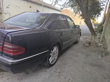 Mercedes-Benz: Mercedes-Benz E-Class: 2.2 l | 1996 il Sedan -da lalafo.az — 13 Mercedes-Benz: Mercedes-Benz E-Class: 2.2 l | 1996 il Sedan — 13