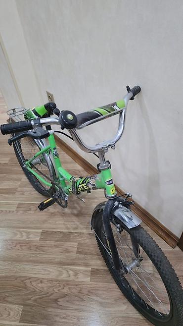 Velosipedlər: Uşaq velosipedi – yaşıl rəngdə, Ben 10 temalı dizayn. Xüsusiyyətlər — 4