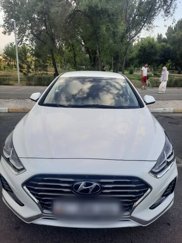 саната лф: Hyundai Sonata: 2018 г., 2 л, Автомат, Бензин, Седан