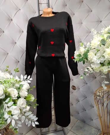 Kompleti: One size, Sa ilustracijom, bоја - Crvena — 10