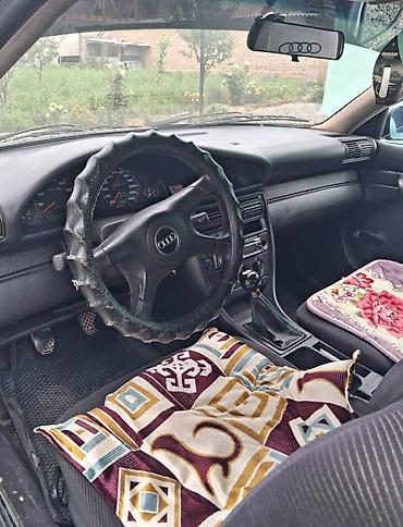 44 2: Audi : 1993 г., Механика, Бензин — 4