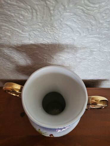 Ostali kućni dekor: Vaza nova Jugoporcelan iz 70ih godina. Titov Veles. Retka vaza sa na lalafo.rs — 7 Ostali kućni dekor: Vaza nova Jugoporcelan iz 70ih godina. Titov Veles. Retka vaza sa — 7