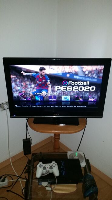 PS2 & PS1 (Sony PlayStation 2 & 1): PES 2020 za sony playstation 2. Igra je nova nekoriścena. Testirana