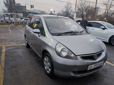 Honda: Honda Fit: 2002 г., 1.3 л, Вариатор, Газ, Хэтчбэк