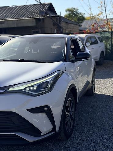 hyundai ai30: Toyota C-HR: 2021 г., 2 л, Автомат, Гибрид, Кроссовер — 4