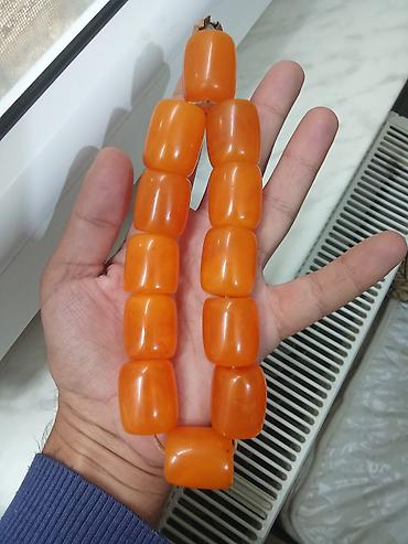 goz linza: Böyük ölçülü portağal rəngli muncuq boyunbağı - Material — 1