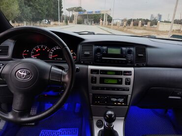 Toyota: Toyota Corolla Verso: 1.4 l | 2006 il Hetçbek — 8