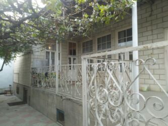 qubada ayliq kiraye evler: Başlıq: Salam Ev sabuncu rayonu Mastaga qesebdinde yerlesir krov