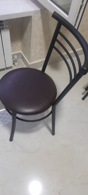 ön oturacaqlar: Для кухни, Новый, Нескладной, цвет - Черный Стул