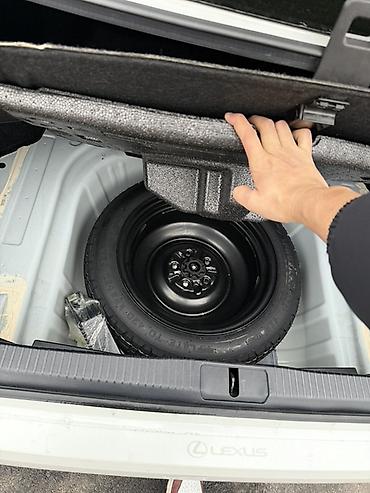 Lexus: Lexus ES: 2015 г., 2.5 л, Вариатор, Гибрид, Седан — 20