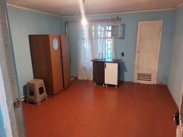 neftcilər kirayə ev: 25 kv. m, 1 otaqlı, Qaz, İşıq, Su